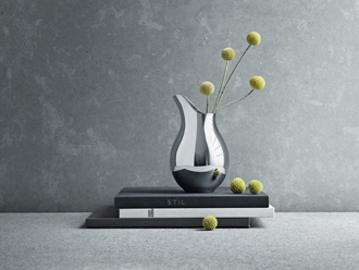 Zilveren vaas Britse Designer Ilse Crawford