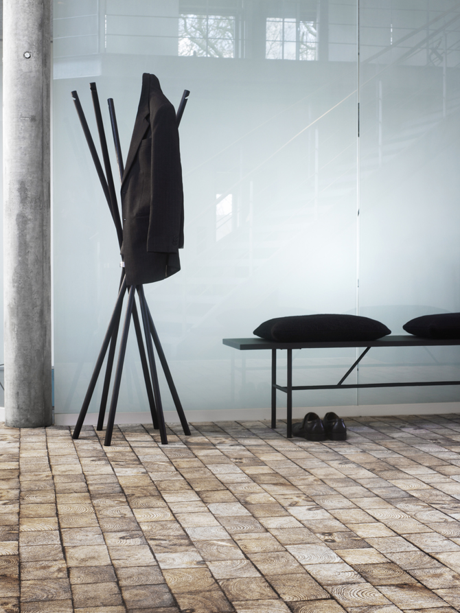 Out of Nature collectie. Houten tapijt blokjes