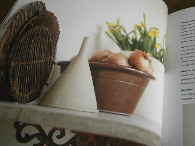 Woonboek: Wonen met pure materialen