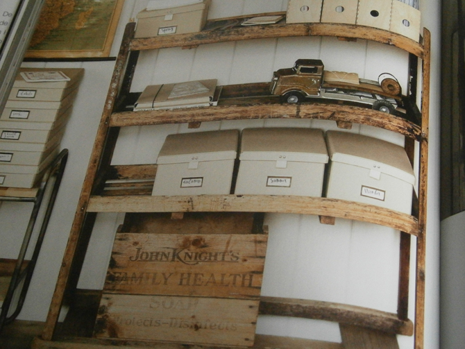 Woonboek: Wonen met pure materialen