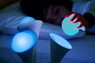 e6cc-glo-nightlight-inuse-kl.jpg