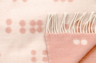 home-throw-dot-rose-1-kl.jpg