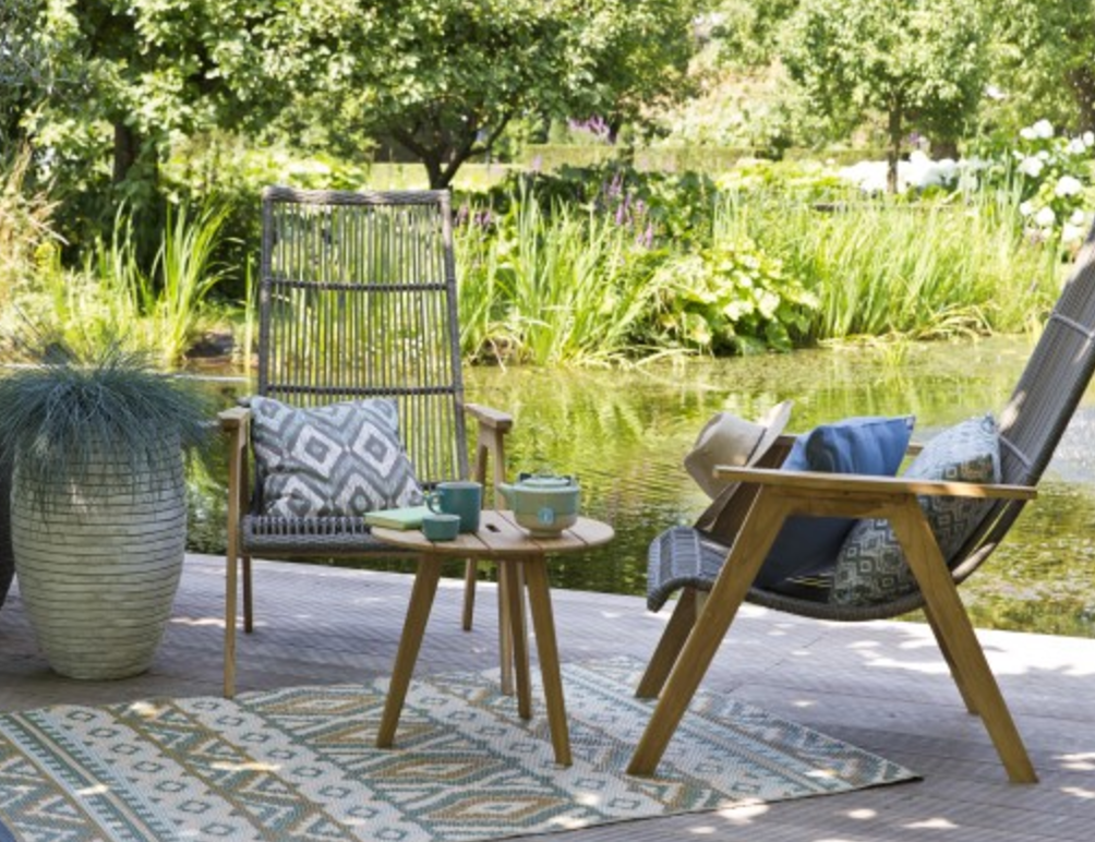 Pakistan Sijpelen Slijm Toffe teakhouten tuinstoel, lekker relaxen in de tuin - Inspiraties -  ShowHome.nl