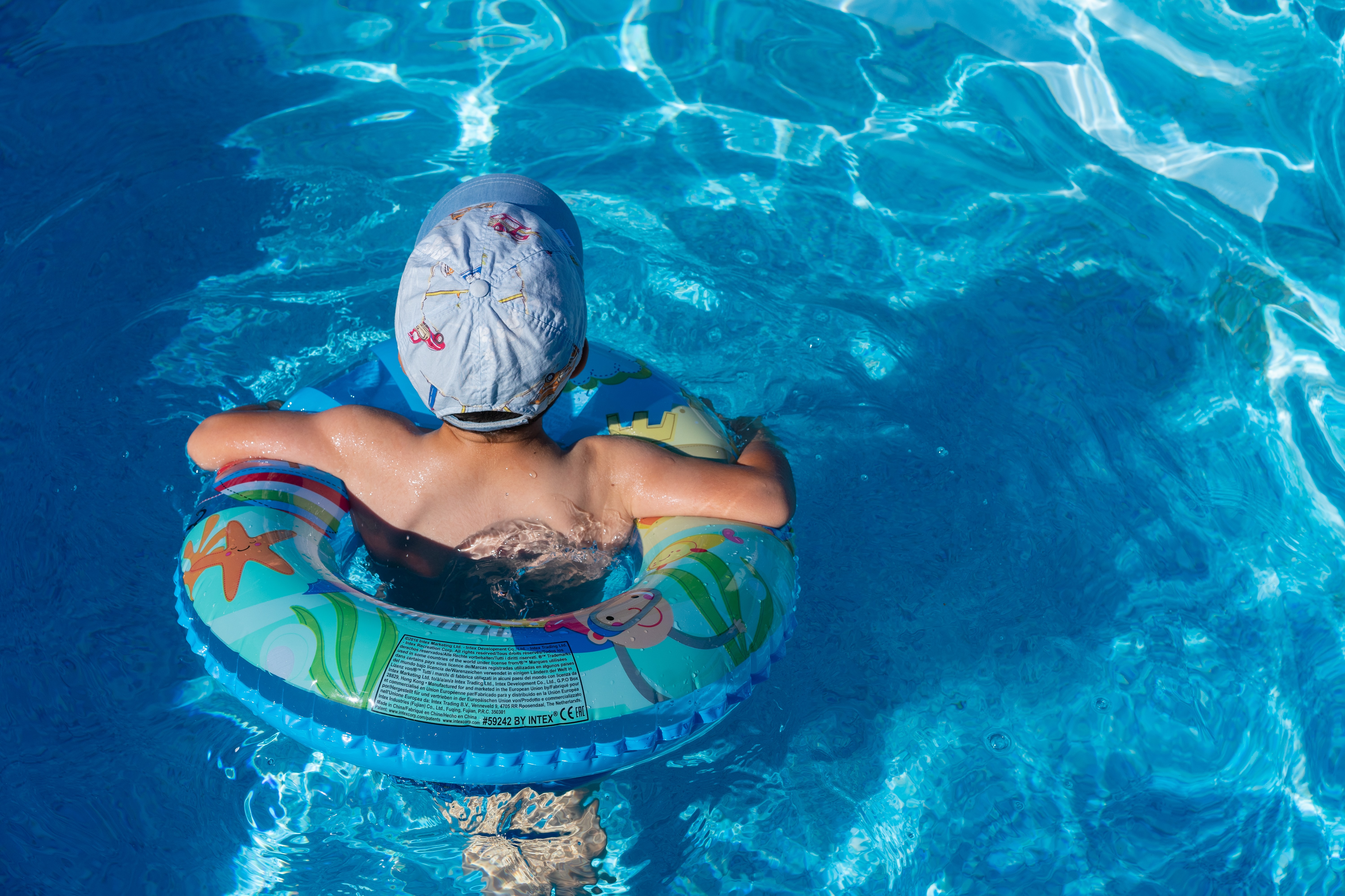 Een zwembad voor elke tuin – waar moet je op letten bij het opzetten van een opzetzwembad?