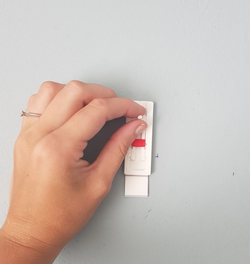 Go for tesa Verstelbare Klevende Spijker!